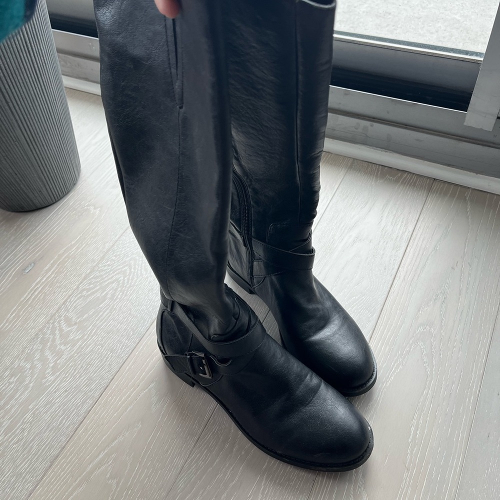 Super Comfortable Kenneth Cole boots